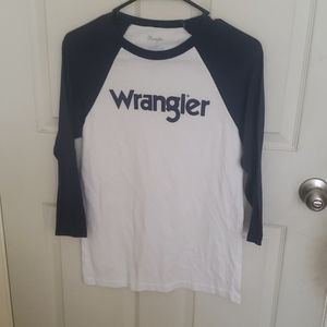 quarter sleeved, wrangler top